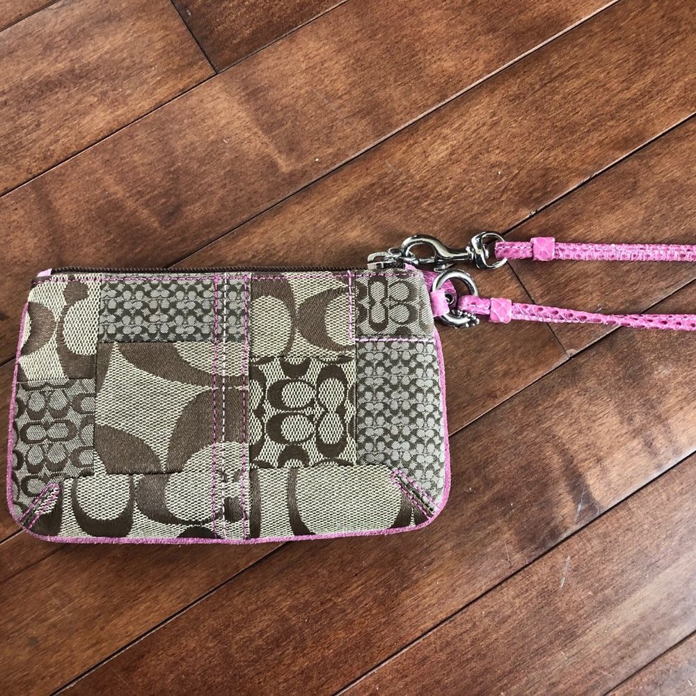Cute Pink Coach Wristlet!